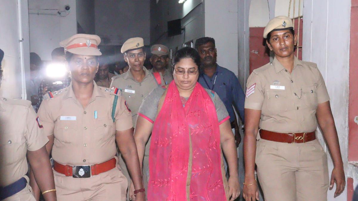 Tn College Girls Trafficking Case Former Assistant Professor Nirmala Devi Sentenced To 10 0628